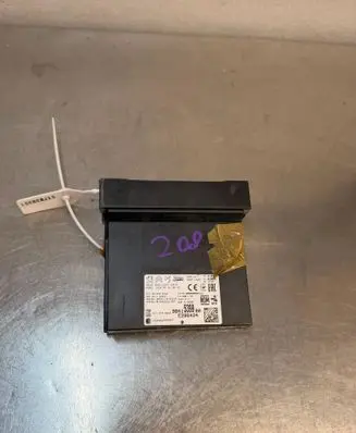 Peugeot 208 II Trunk lid opening control unit 