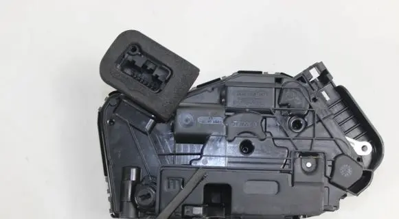 Skoda Kodiaq Rear door lock 5TA839015L