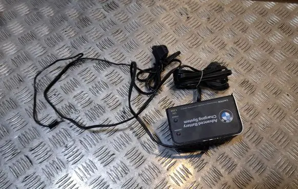 BMW 5 F10 F11 Battery charger (optional) 82110406881 0406881