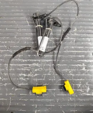 Mercedes-Benz CLA C117 X117 W117 Bonnet Pedestrian Airbag Actuator A1179061000