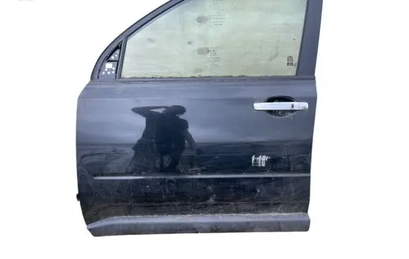 Nissan X-Trail T31 Front door