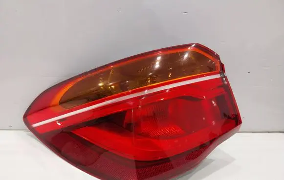 BMW X1 F48 F49 Rear/tail lights 7350711
