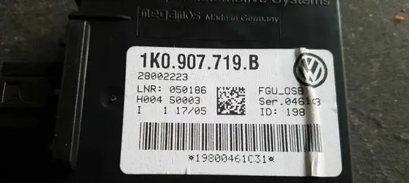 Volkswagen Touran I Alarm control unit/module 1K0907719B