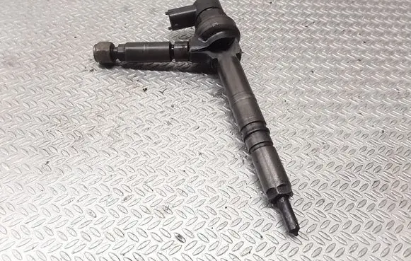 Opel Astra H Fuel injector 0445110174