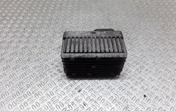 Opel Insignia A Glow plug pre-heat relay 55563423