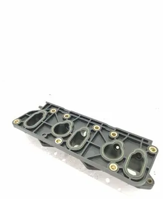 Volkswagen Golf IV Intake manifold 071133204A
