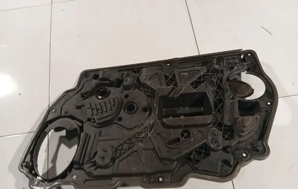 Chrysler Sebring (JS) Front door electric window regulator