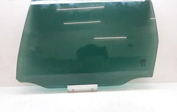 Volvo V70 Rear door window glass