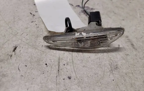 Mazda 6 Front fender indicator light