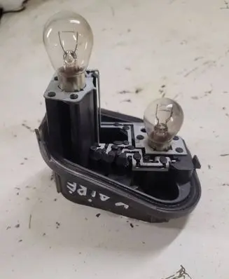 Citroen C5 Tail light bulb cover holder