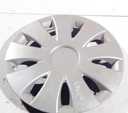 Citroen Xsara Picasso R15 wheel hub/cap/trim 