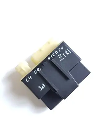 Citroen C4 Grand Picasso Coolant fan relay 9801916680 018010955