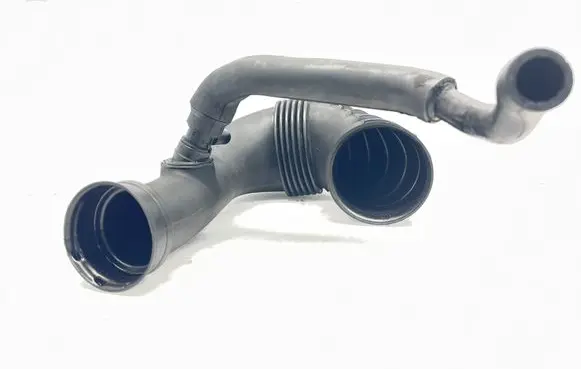 Mercedes-Benz E W211 Turbo air intake inlet pipe/hose A6460940097
