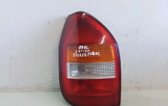 Opel Zafira A Rear/tail lights