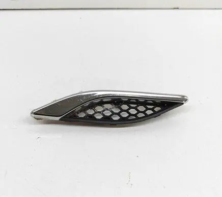 Maserati Ghibli Fender trim (molding) 670028905