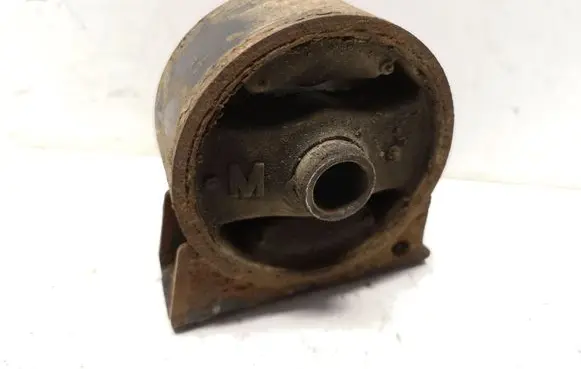 Peugeot 4007 Engine mount bracket MN184057