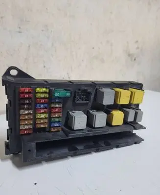 Mercedes-Benz Sprinter W906 Fuse module A9065450401