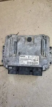 Peugeot Expert Engine control unit/module ECU 9663786880 0281012982