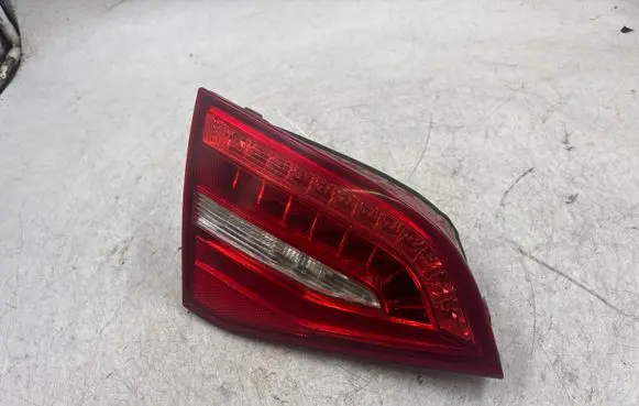 Audi A4 S4 B8 8K Tailgate rear/tail lights 8K9945093E