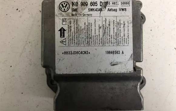 Volkswagen Golf V Airbag control unit/module 1K0909605D