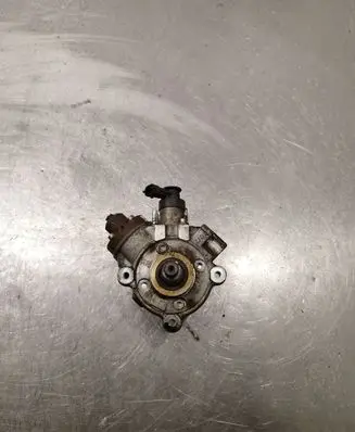 Peugeot Partner Fuel injection high pressure pump 0445010739 9811347380