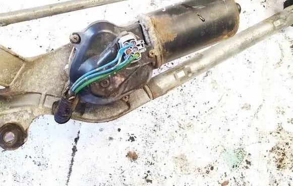 Nissan Primera Wiper motor 11027 mt3-12