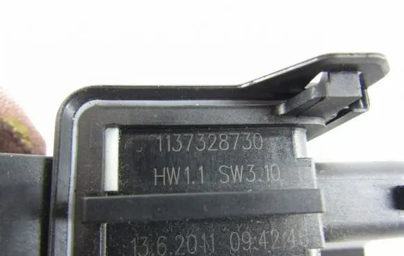 Hyundai i40 Front door window regulator motor 1137328730