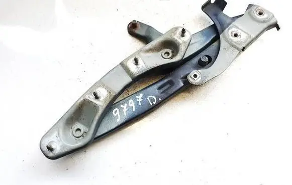 Mercedes-Benz C W202 Tailgate/trunk/boot hinge