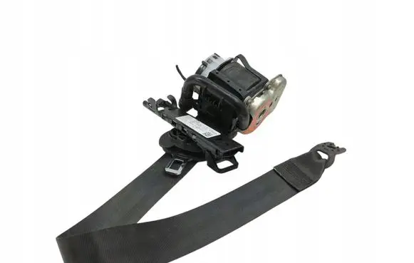 Skoda Superb B8 (3V) Front seatbelt 