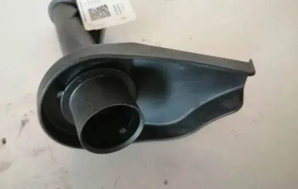 Ford Transit Oil fill pipe B8C166763AA PA66GF30