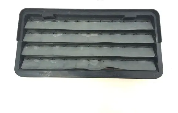 Ford F150 Quarter panel pressure vent HC3B25280B62AE HC3B25280B62