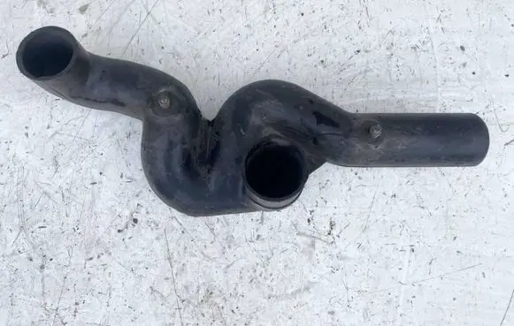 Suzuki Jimny Air intake hose/pipe 81AR01