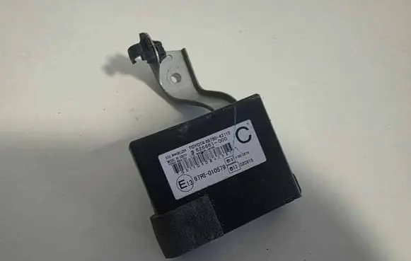 Toyota RAV 4 (XA30) Comfort/convenience module 8978042110