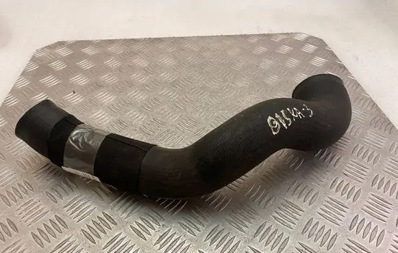 Land Rover Discovery 5 Intercooler hose/pipe