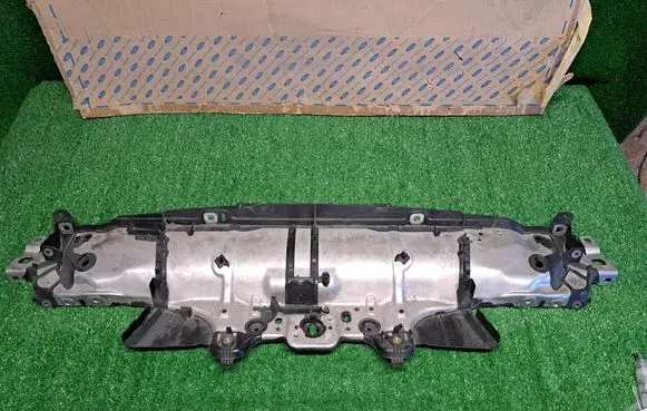 Porsche Macan (95B) Radiator support slam panel 95B805479