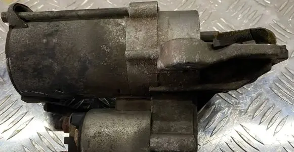 Volvo V70 Starter motor B4204S3 3M5T11000AE