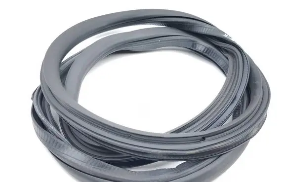 Mercedes-Benz EQE v295 Rubber seal rear door