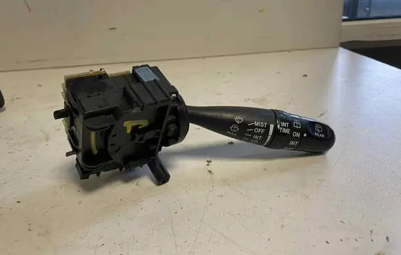 Toyota Corolla E120 E130 Wiper control stalk 173699 1A830