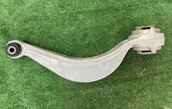 Jaguar F-Pace Front control arm HK833C256AE