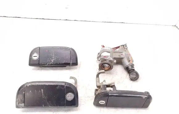 Volkswagen Transporter - Caravelle T4 Ignition lock 701905851 701837210 701837209