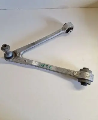 BMW i3 Front lower control arm/wishbone 6863740 16444310