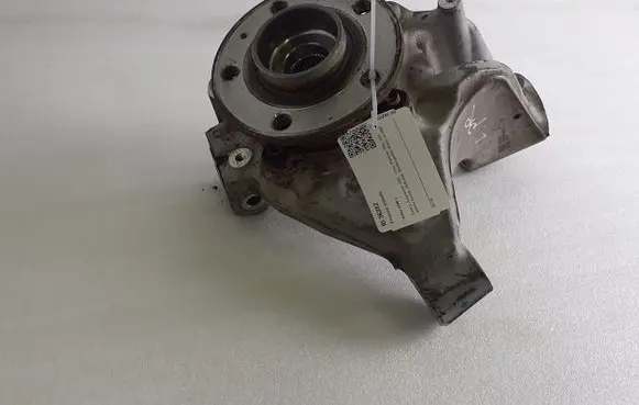 Volvo XC40 Front wheel hub P32246335 32246335