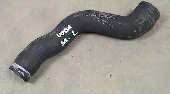 Porsche Boxster 986 Engine coolant pipe/hose