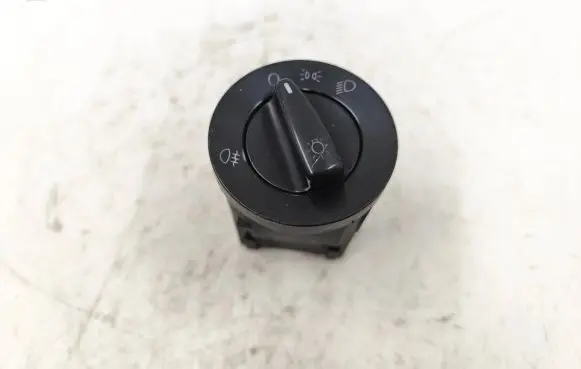 Volkswagen Polo III 6N 6N2 6NF Light switch 1C0941531