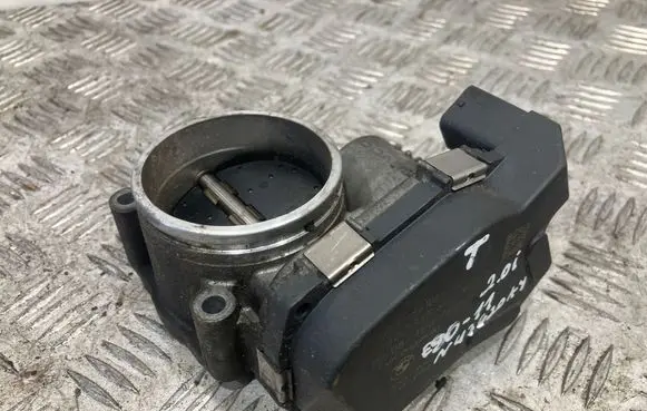 BMW 1 E81 E87 Throttle valve 7561066 08110178 A2C53374895