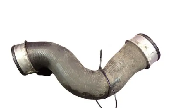 Skoda Octavia Mk2 (1Z) Intercooler hose/pipe 