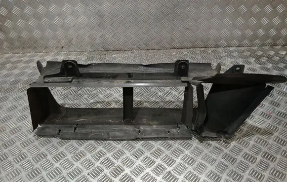 Intercooler air guide/duct channel