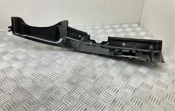 Volkswagen Tiguan Wiper trim 5NA806239A