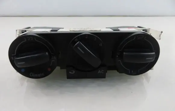Volkswagen Polo IV 9N3 Interior fan control switch 6Q0820045G