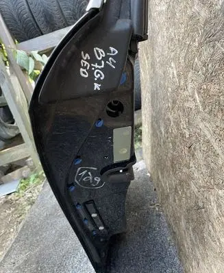 Audi A4 S4 B7 8E 8H Rear door